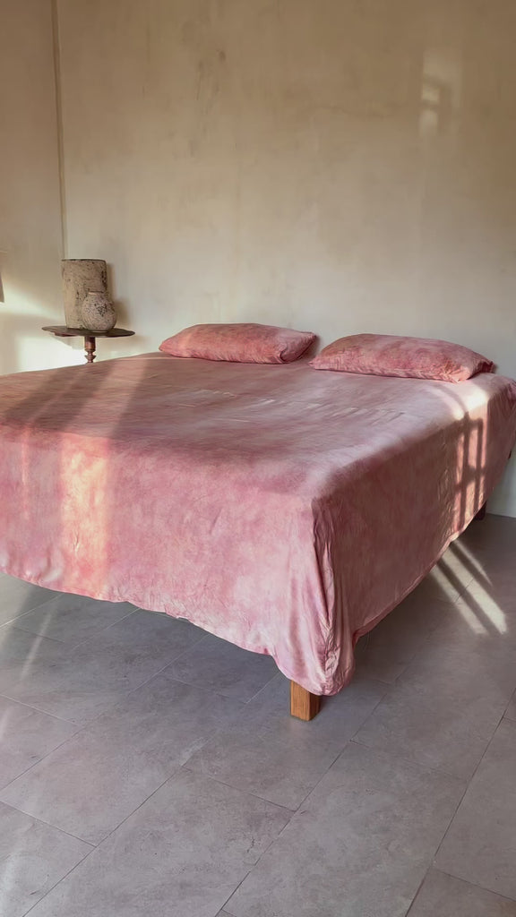 Cosmic Galaxy Pink- Full Silk Bedding Set