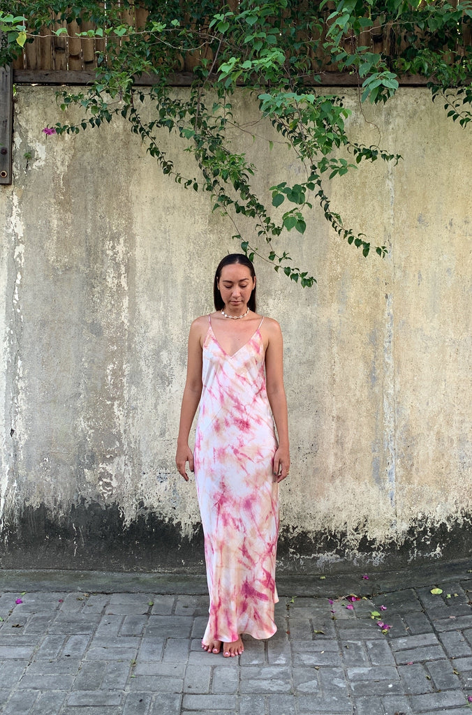 Lily Silk Dress - Wild Pink Tieyde, Low Back